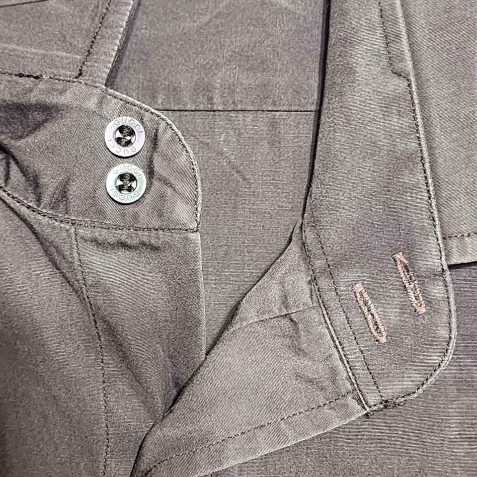 Camisa de vestir Gucci para hombre ajustada gris con botones manga larga talla 44/17,5 XL  Foto 3 de 4