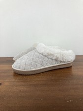 Dearfoams Cozy Comfort Gray Quilted Faux Fur Slippers Women s Medium 7/8