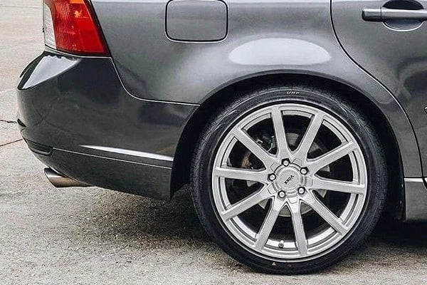 Voxx ESTE Wheel 17x7.5 (40, 5x120.65, 72.56) Silver Single Rim - Изображение 3 из 4