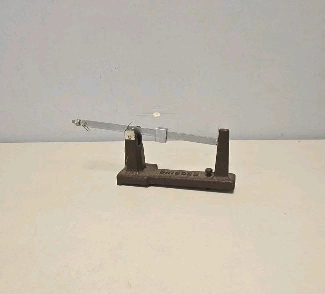 Antiguo Herter's Inc. Báscula de hierro fundido  Foto 3 de 4