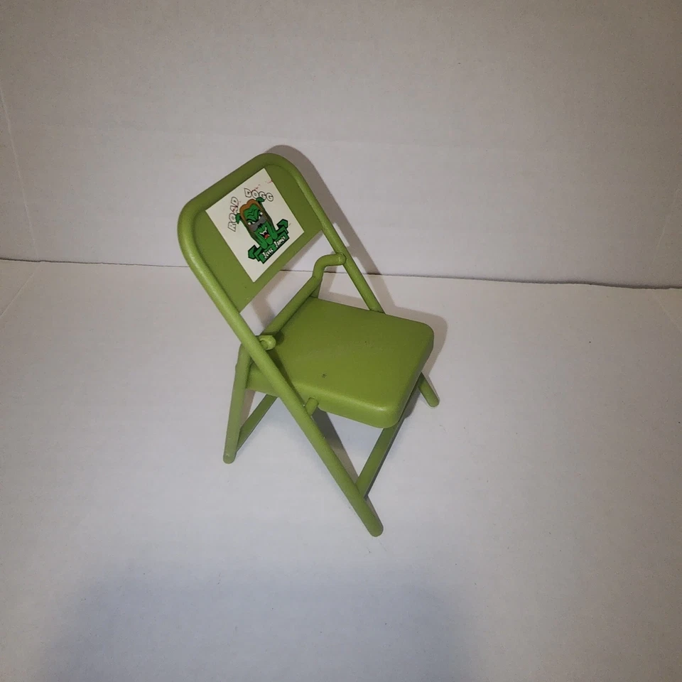 Figura de acción Road Dog Jesse James silla plegable lucha libre verde Foto 2 de 4