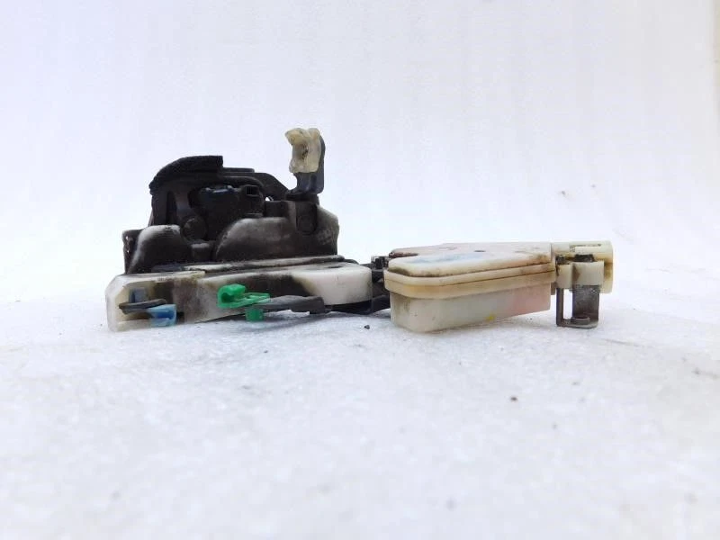 8255379900 L/R Actuador de cierre de cerradura de puerta trasera izquierda Nissan Altima 1993 uHO141 Foto 3 de 4