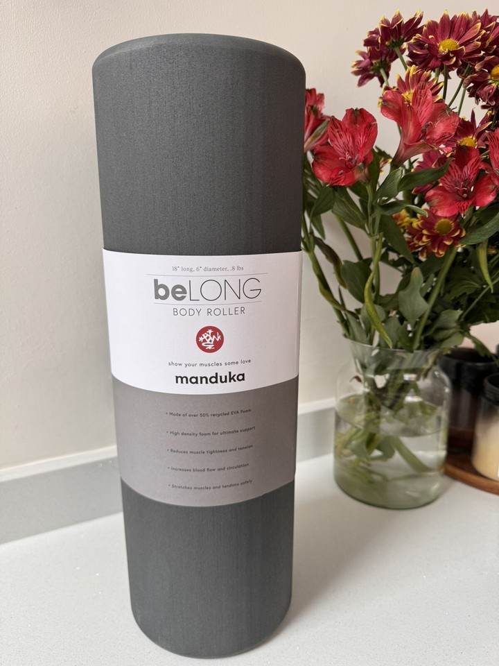 MANDUKA beLONG Foam Body Roller, 2 x Yoga Blocks & 8ft AligN Yoga Strap
