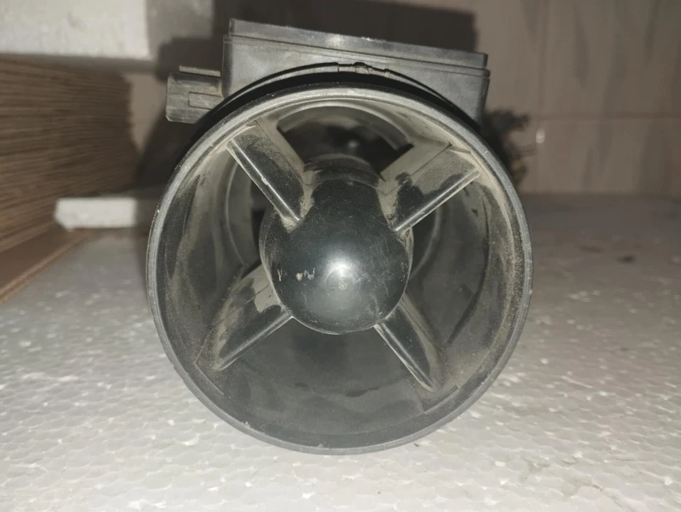 Toyota Land Cruiser Intake Airflow meter Assy FZJ73 FZJ75 FZJ80 22250-66050 - Изображение 3 из 4