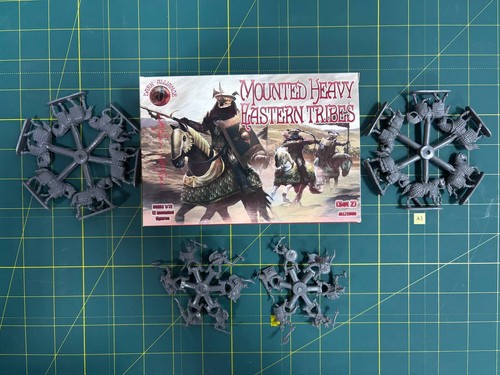 Alliance 72058+72059 1/72 Mounted Heavy Eastern tribes. Set 1 + Set 2 Model kit - Picture 2 of 4