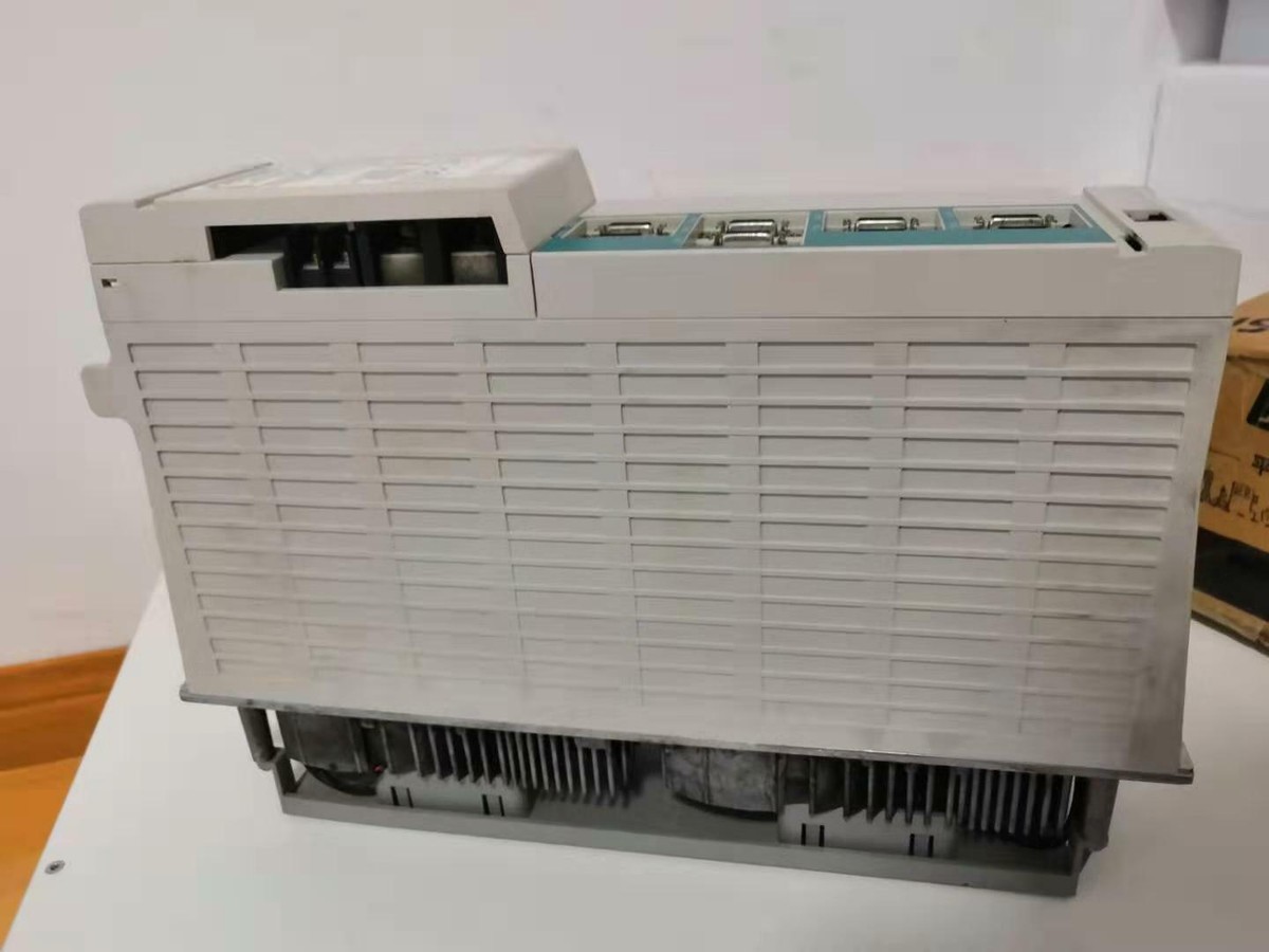1PC MITSUBISHI SERVO DRIVE UNIT MDS-C1-V2-3520 MDSC1V23520