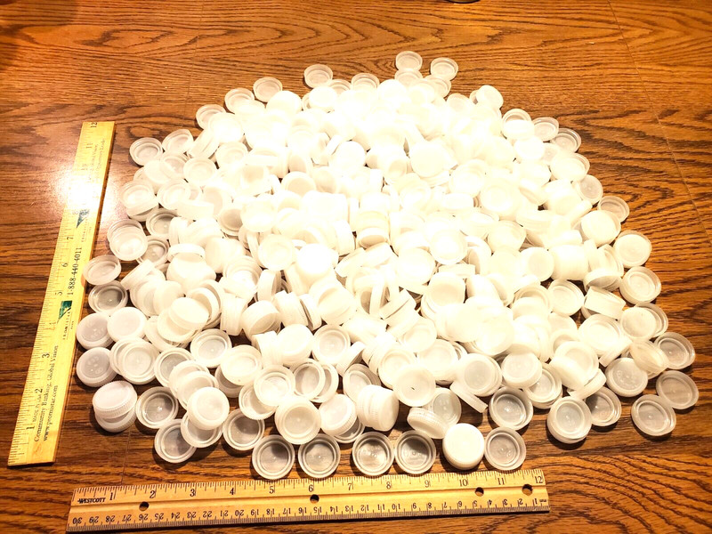 Lot of 500 CLEAR Plastic Bottle Caps Recycled Crafting Repurpose Lids DIY MOSAIC