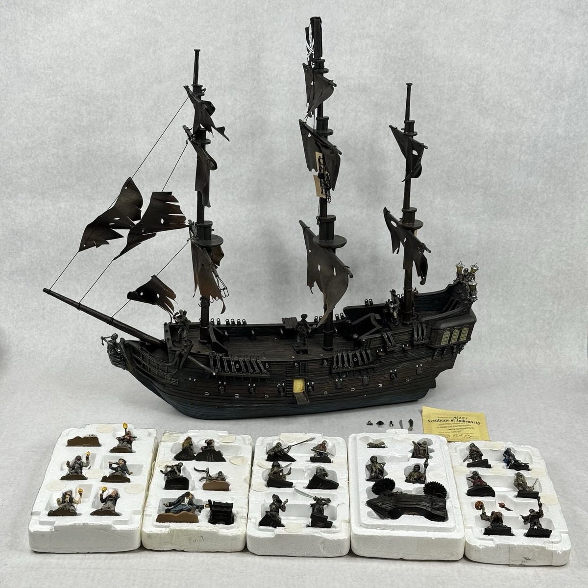 Hawthorne Village Pirates Of The Caribbean Black Pearl Ghost Ship