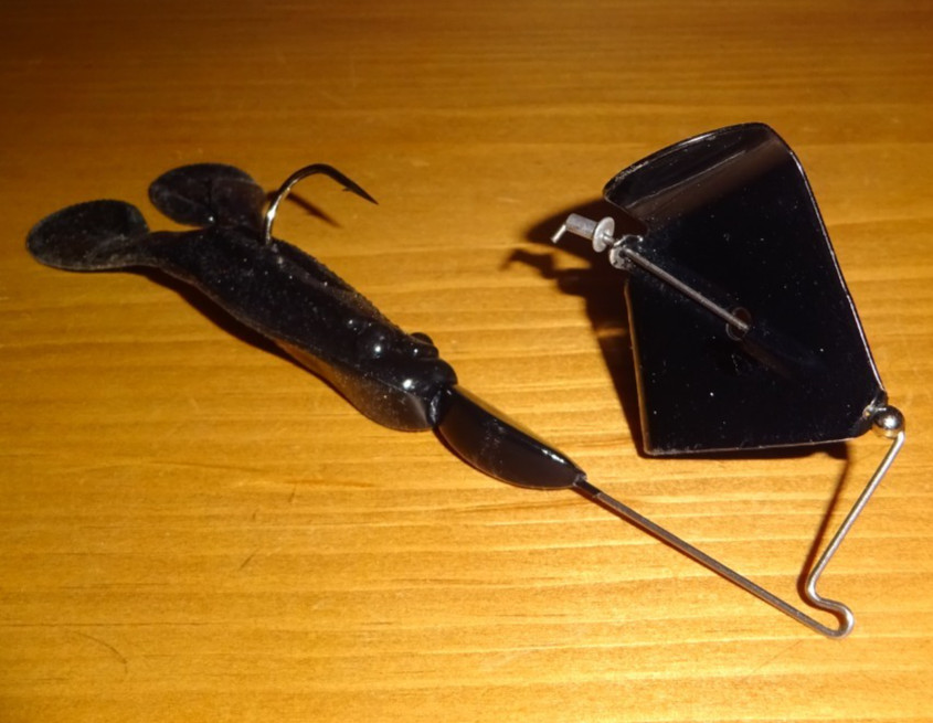 Big Bite Baits Tour Toad Buzz Buzzbait, 4", 3/8 Oz., Black Blade/Black Toad - Image 1