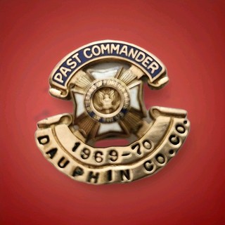 1969 Past Commander PIN VFW Dauphin County PA Gold Content on Back