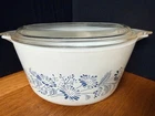 Vintage PYREX 474-B Casserole Dish with Lid Colonial Mist Blue Daisy 1.5 QT