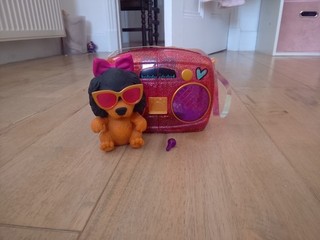 Little live pets singer dog