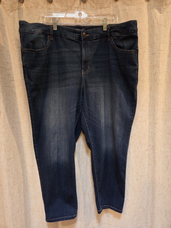 Women’s Terra & Sky plus size jeans, Size 22W