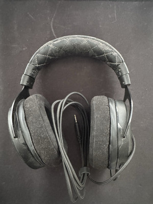 Corsair HS60 PRO Surround Gaming Headset 7.1 Surround Sound Noise-Cancelling-Mik