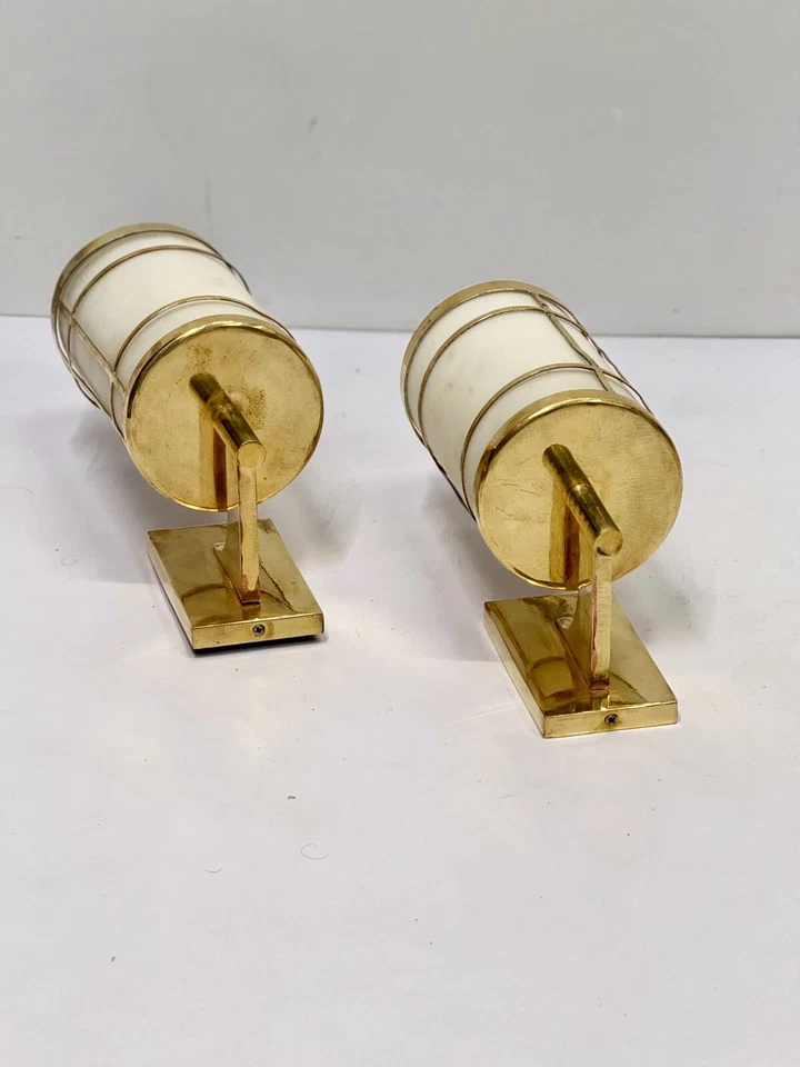 Par de apliques de pared antiguos de latón para exteriores artefactos marinos vintage Foto 2 de 4