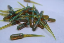 JASONS CRAPPIE STINGER  2"  30 PK CRAPPIE LURES JIGS  CHANGEABLE MOTOR OIL RED