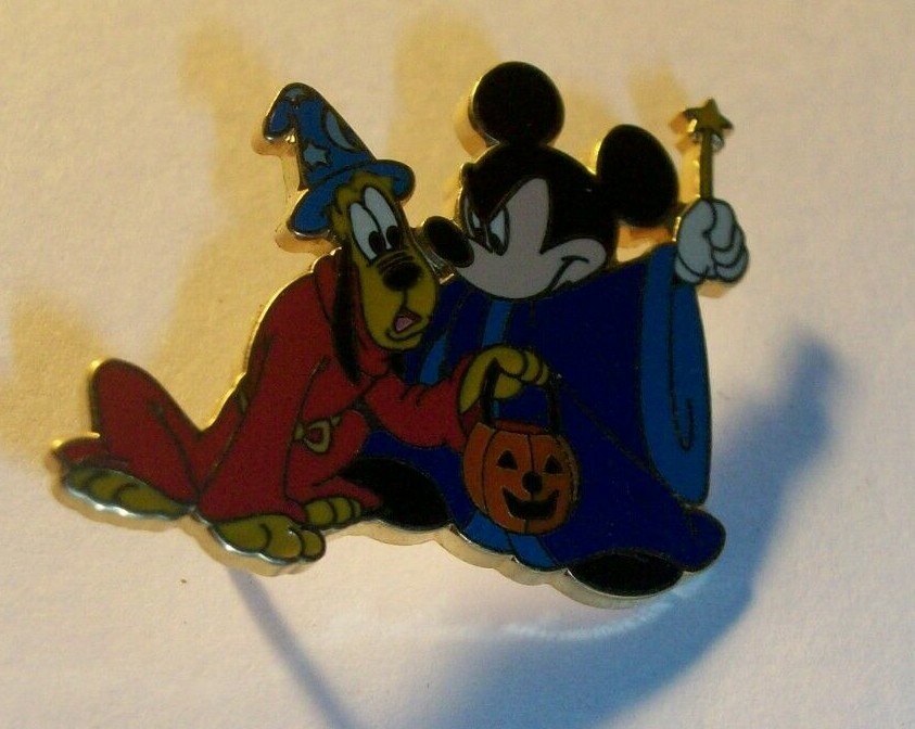 Disney Shopping LE YEN SID MICKEY MOUSE SORCERER PLUTO Halloween Costume  PIN