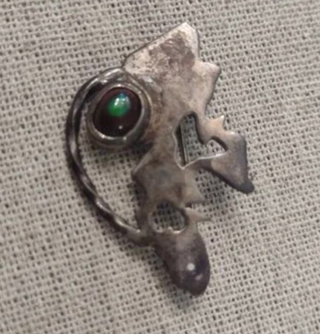Picture 1 of 2