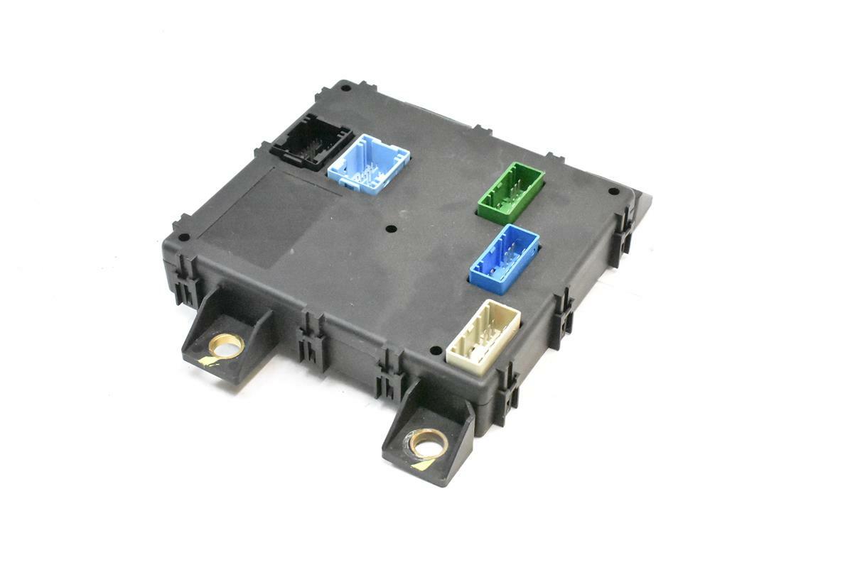 MASERATI 03-12 QUATTROPORTE REAR DECK COMPARTMENT CONTROL UNIT