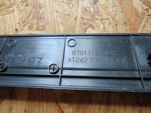OEM 2005-2010 SCION tC Outer Plastic Scuff Plate Front Right / Left Trim 05-10 - Picture 7 of 8