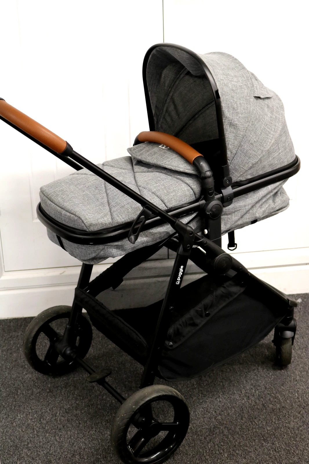 PUGGLE Pram Buggy Pushchair Grey Fabric 5 Point Harness VGC #W12