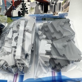 Lego 7079 Castle Drawbridge Defense 100% Complete w/ Minifigs & Manual