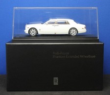 1 43 Kyosho Rolls Royce Phantom Extended Wheel Base 2005 (English White II)