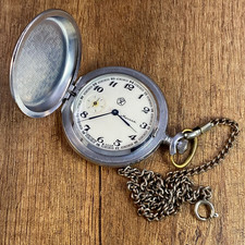 Molnija mechanical 18j Vintage Pocket Watch Soviet Era USSR