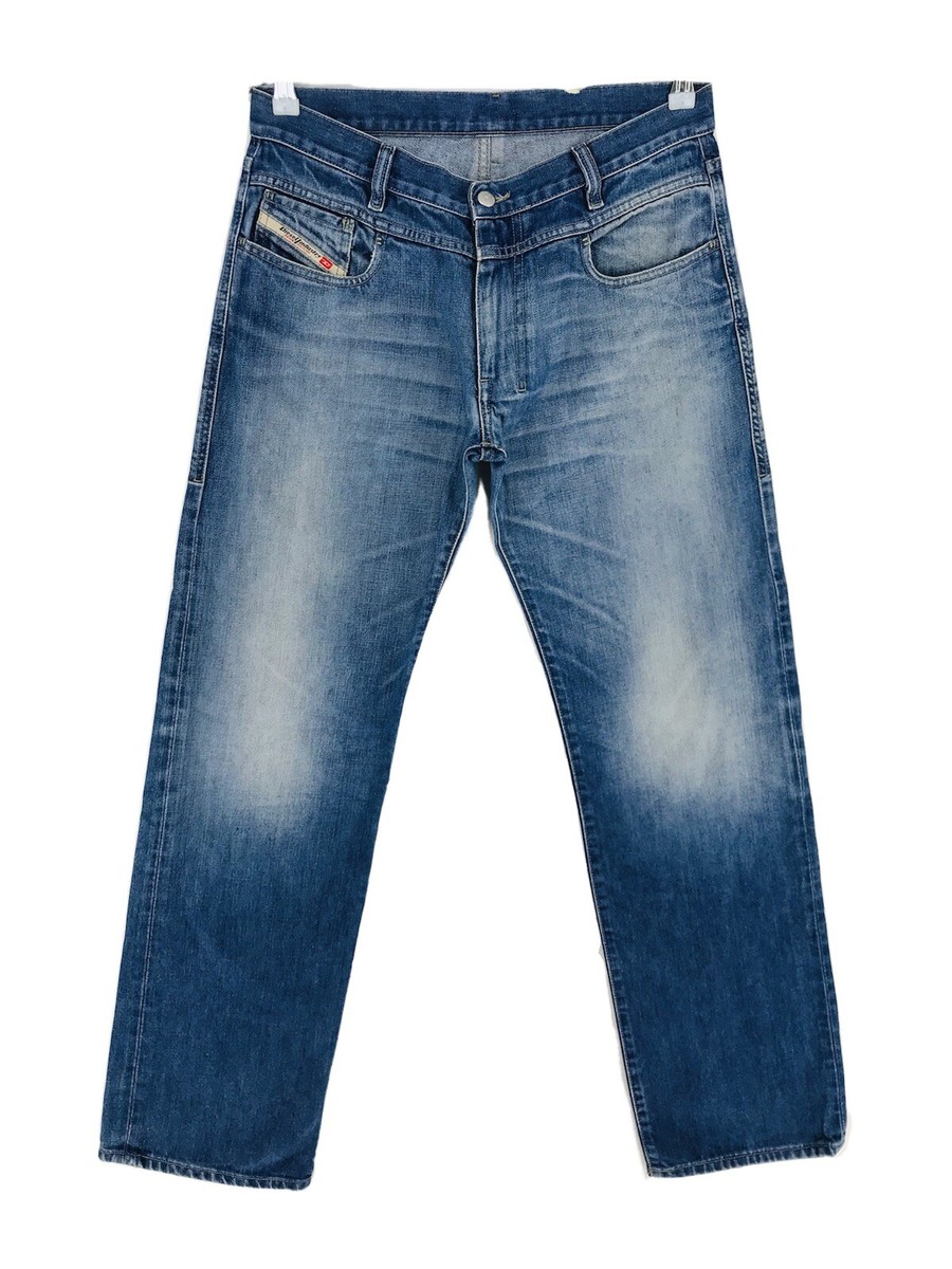 【DIESEL】Straight Jeans D-Rise ライトブルー Diesel D-Rise 09E25 straight-leg Jeans | Blue | FARFETCH