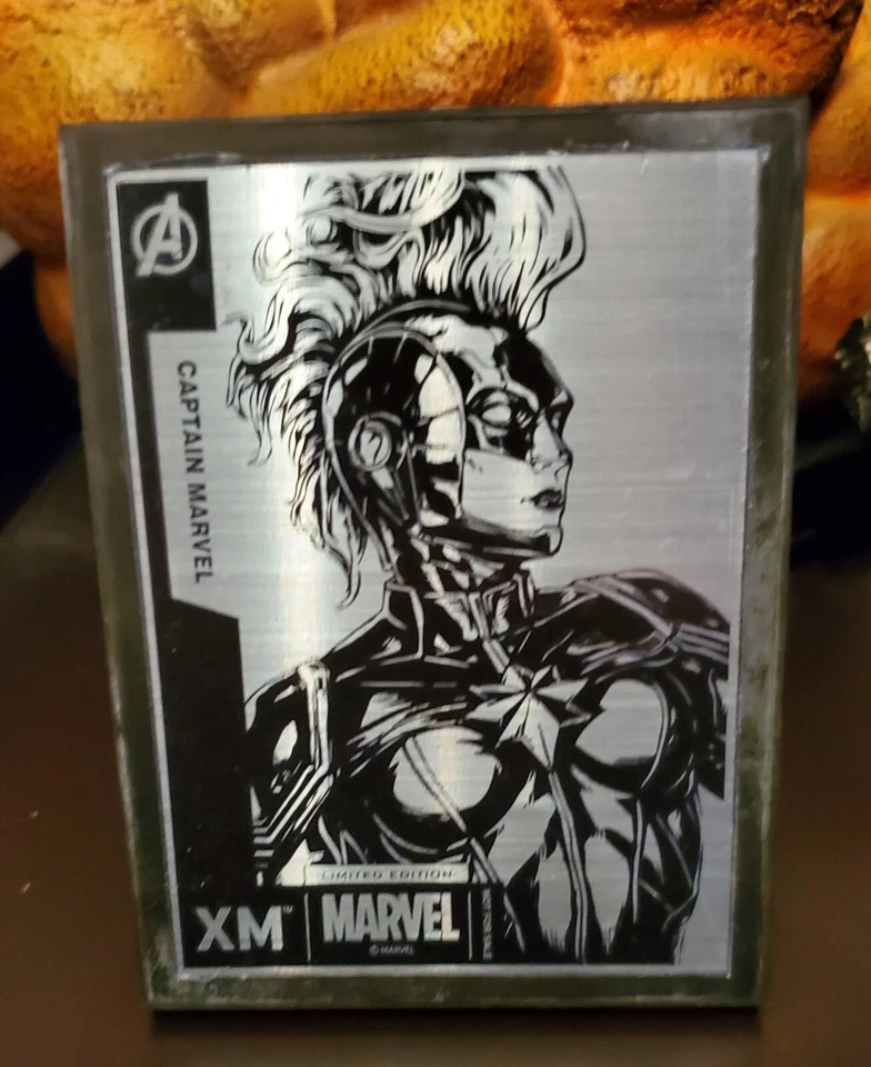 XM Studios CAPTAIN MARVEL 1/4 Premium Collectible Statue w/*Exclusive Plaque* - Image 2 of 4
