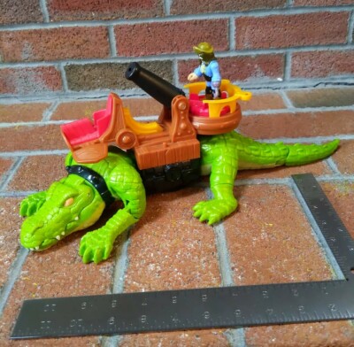 imaginext walking croc