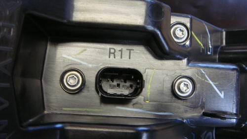 2022 - 2024 Rivian R1T R1S Right side RH Tail light LED OEM. - Picture 12 of 14