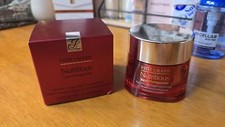 Est e Lauder Nutritious Radiant Energy Night Creme Mask