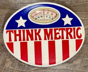 Vintage USA Flag Themed Think Metric Measuring Body Weight Scale