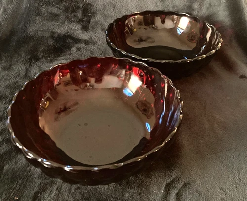 2 Vtg Bubble Ruby Red 8.25" Vegetable Bowls by Anchor Hocking...MINT!!