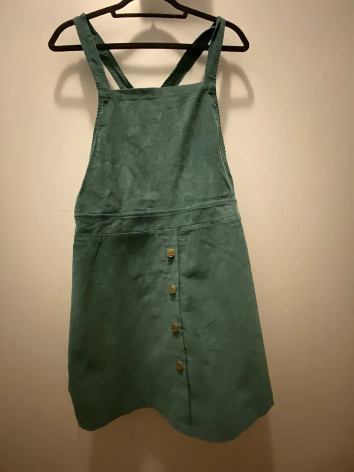 短袖连身裙 — 第 2/4 张图片