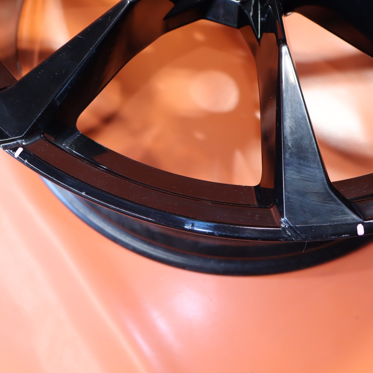 Lamborghini Urus 2018-2023 Rear Wheel