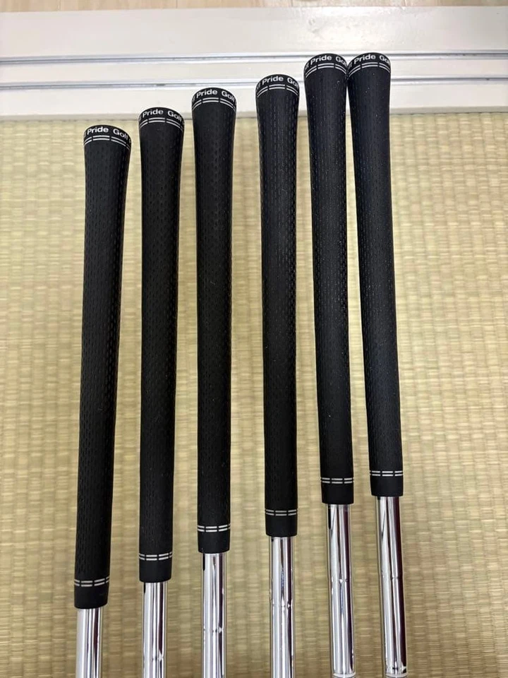 Titleist CB716 Irons #5-9,Pw(6Clubs)/Dynamic Gold S200 AMT/Flex:Stiff - Image 3 of 4