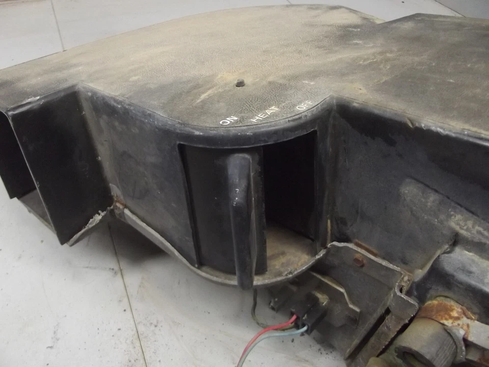 1968 69 70 71 72 73 74 Ford Econoline van heater core box e100 e200 e300 - Image 3 of 4