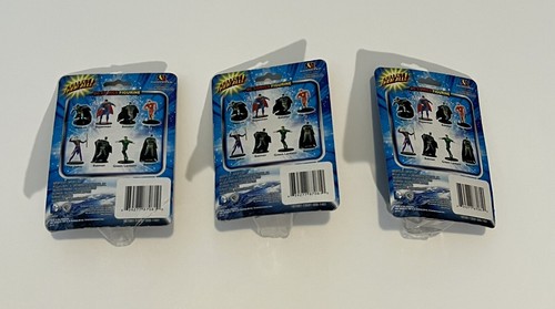 DC Comics- *Batman Figurine-3" toy-2013- 3 pack! Perfect Condition. - Picture 7 of 8