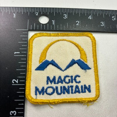 Vintage MAGIC MOUNTAIN Amusement Park Patch (Early Days, c 1970s) 431O