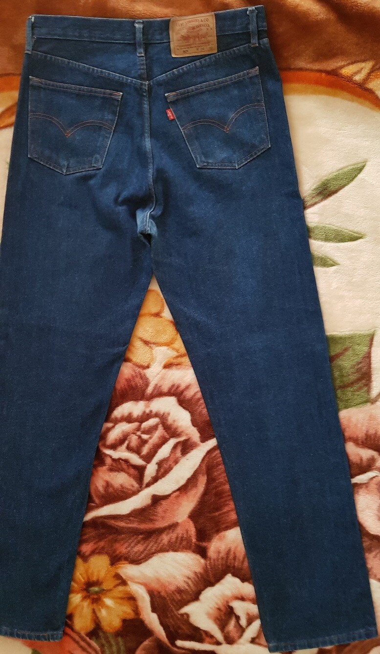 Top 80+ imagen levi's classic blue jeans Thptnganamst.edu.vn