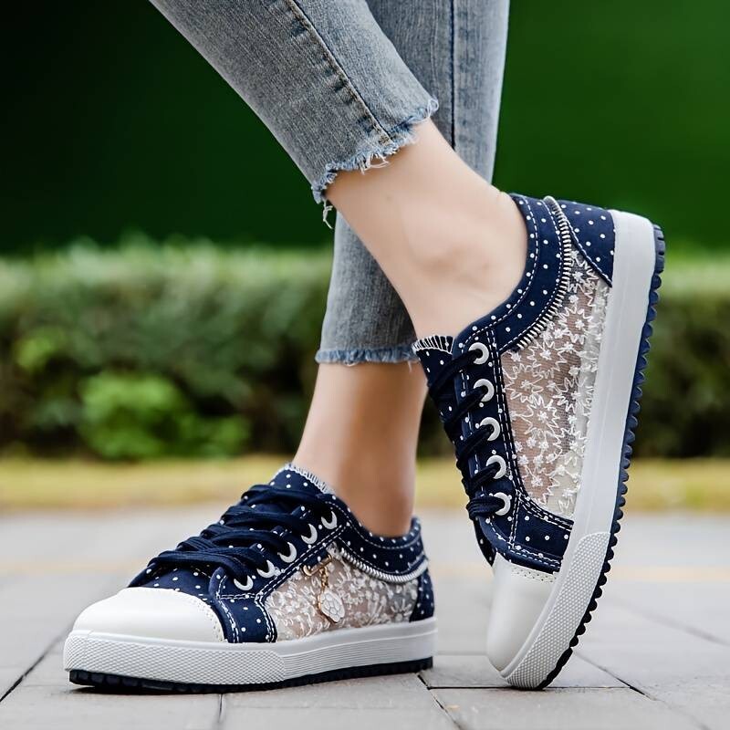 Women's fashionable anti-slip Sky-blue floral canvas shoes. UK Size 6 image 7