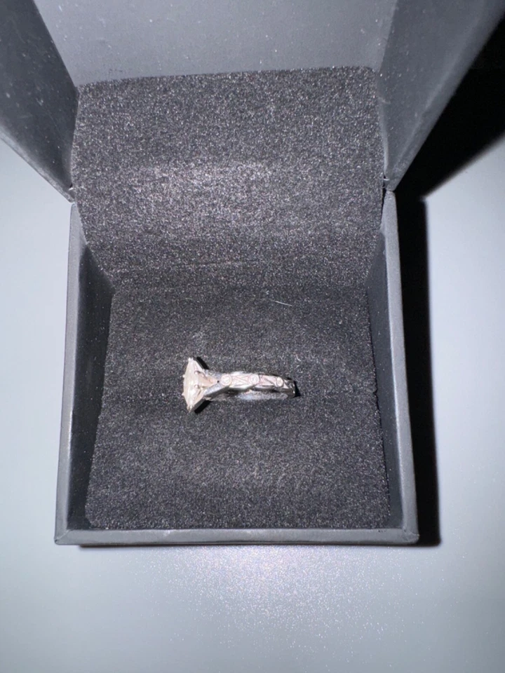 IGI Lab Grown Diamond 0.73 ct Marquise Brilliant 8.96 X 4.85 X 3.05 mm - Image 2 of 3