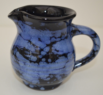 BLAU / SCHWARZE GLASUR STUDIO KRUG - EWENNY POTTERY, WALES - SUPER ZUSTAND!