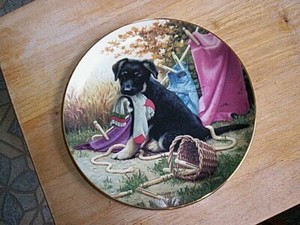 Retired Jim Lamb German Shepherd Puppy Plate HANGING OUT  Puppy Playtime Series