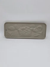 Earthenware Raised Bread Basket Motif-Bread Warmer/Warming Stone 11¼x4 ¼"