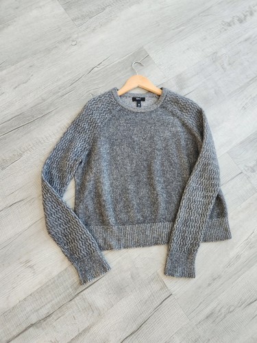 AQUA Cashmere Shell Stitch Sleeve Cashmere Sweater-Heather Gray L - Picture 2 of 9