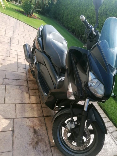 Yamaha Xmax 250cc