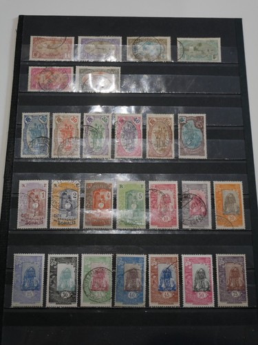 COTE DES SOMALIS LOT 26 BRIEFMARKEN NEU UND GESTEMPELT. GUTER WERT